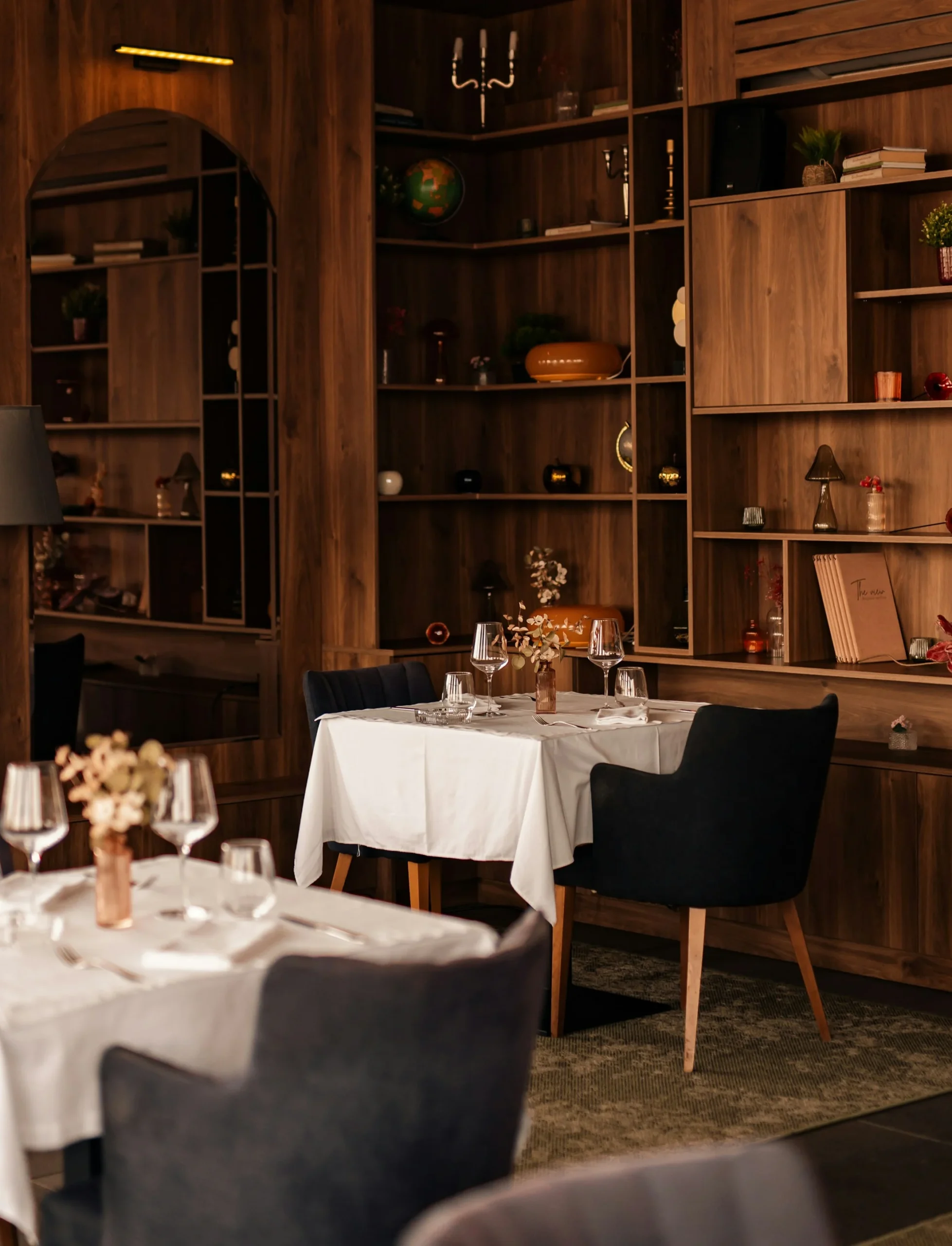 A Magyar Ízek Étterem elegáns éttermi terme